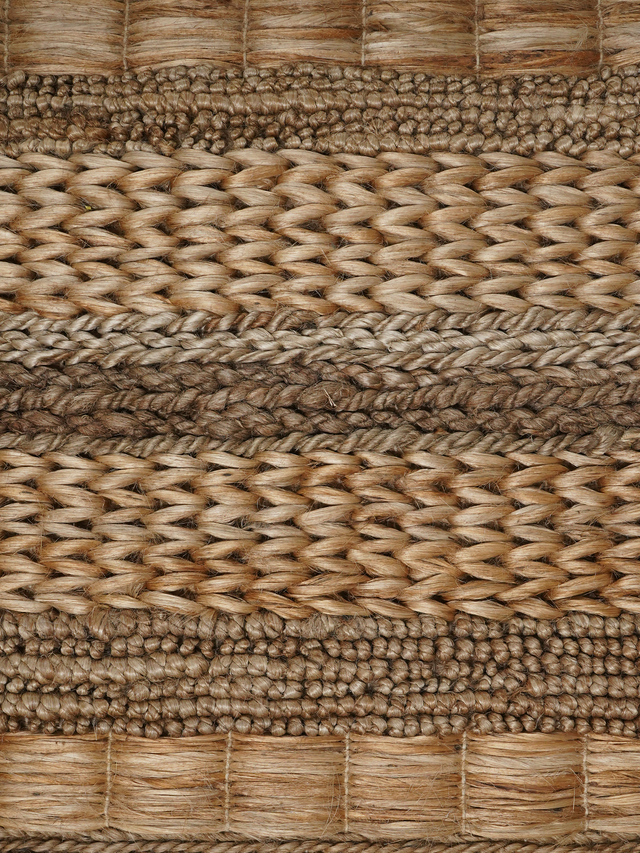 Zayd Hand-woven Jute Rug