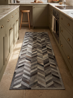Kian Hide & Wool Geometric Rug - Grey