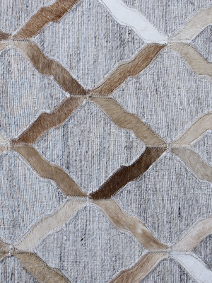 Nadir Hide & Wool Geometric Rug - Grey