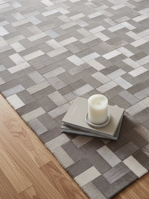 Esa Hide & Wool Geometric Rug - Grey