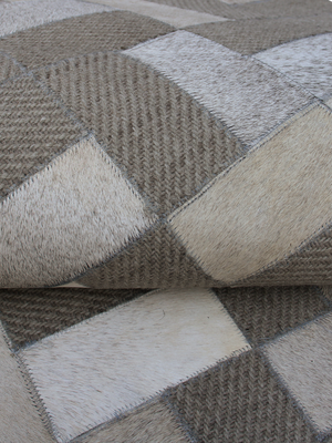 Esa Hide & Wool Geometric Rug - Grey