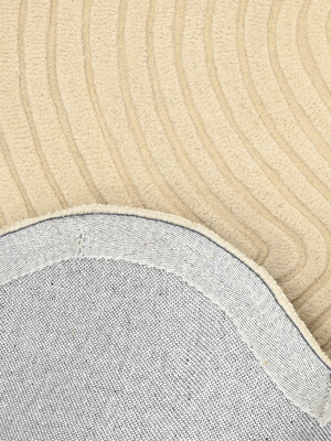 Victoria Hand-tufted Wool Rug - Beige