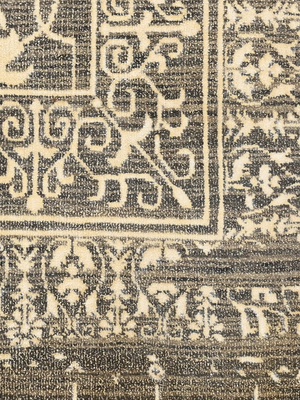 Nariza Hand-knotted Wool-Silk Persian Rug - Charcoal