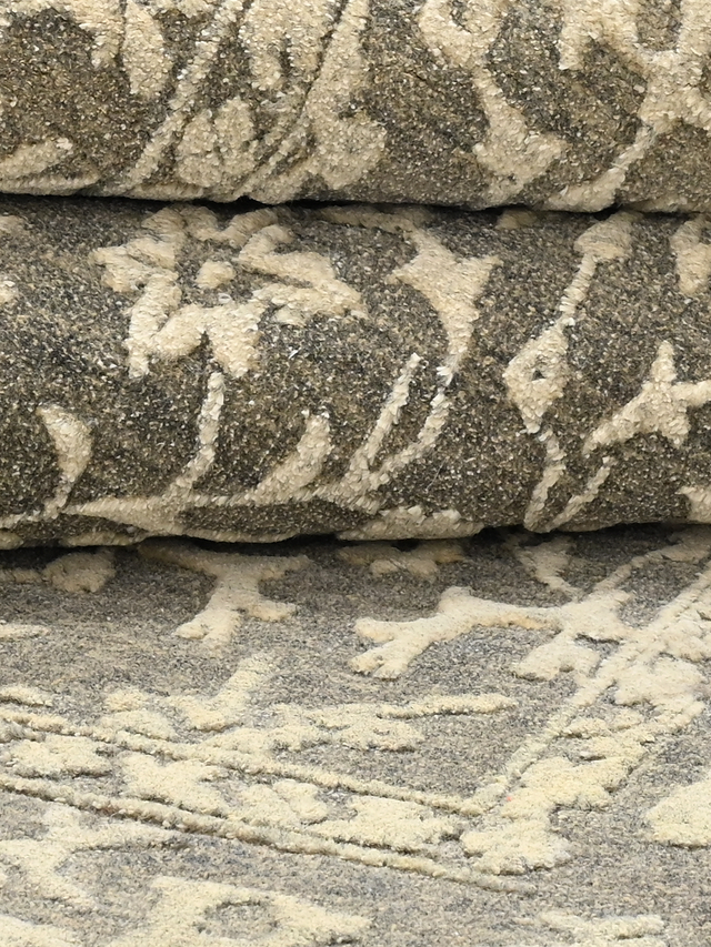 Anahita Grey Hand-knotted Wool-Silk Rug