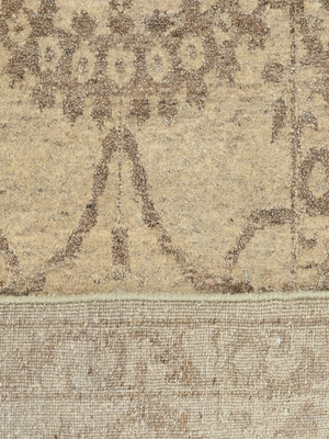 Royan Hand-knotted Wool-Silk Persian Rug - Beige