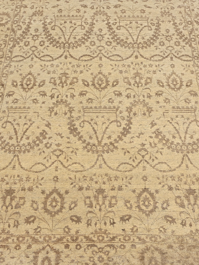 Royan Hand-knotted Wool-Silk Rug