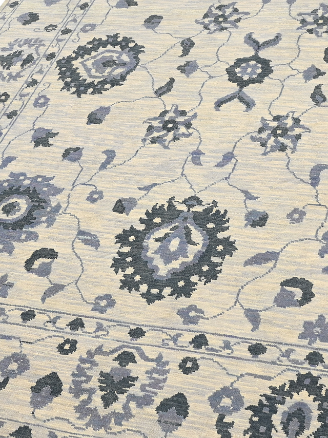 Parisa Hand-knotted Wool Rug