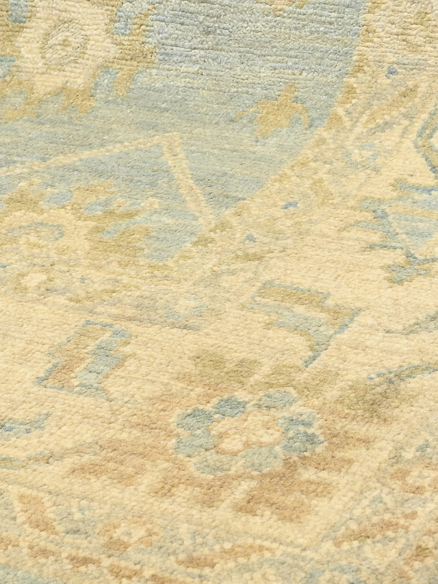 Verna Hand-knotted Wool Rug