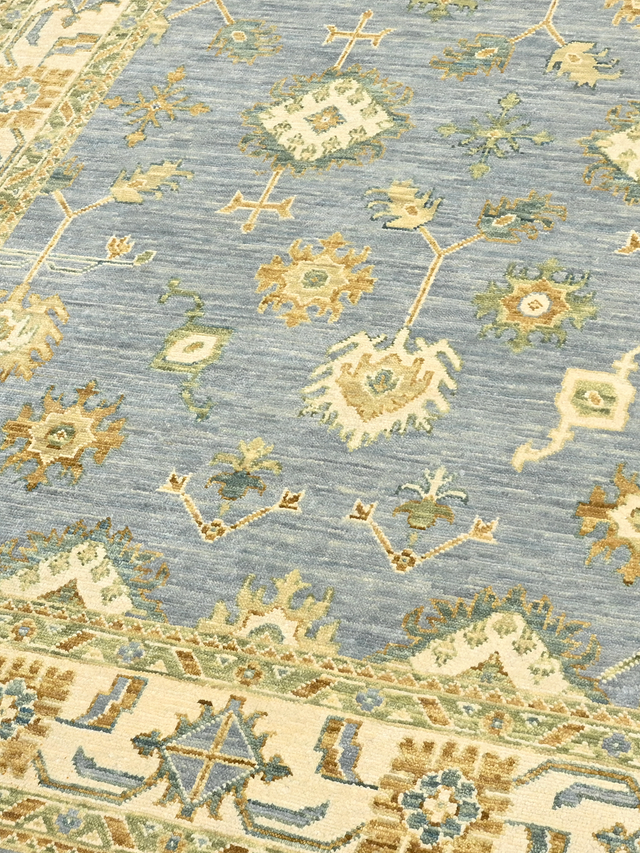 Dovie Hand-knotted Wool Rug