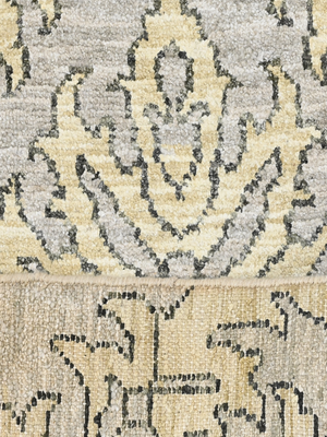 Iskra Hand-knotted Wool Persian Rug - Grey