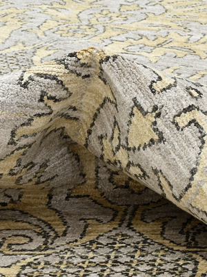 Iskra Hand-knotted Wool Persian Rug - Grey