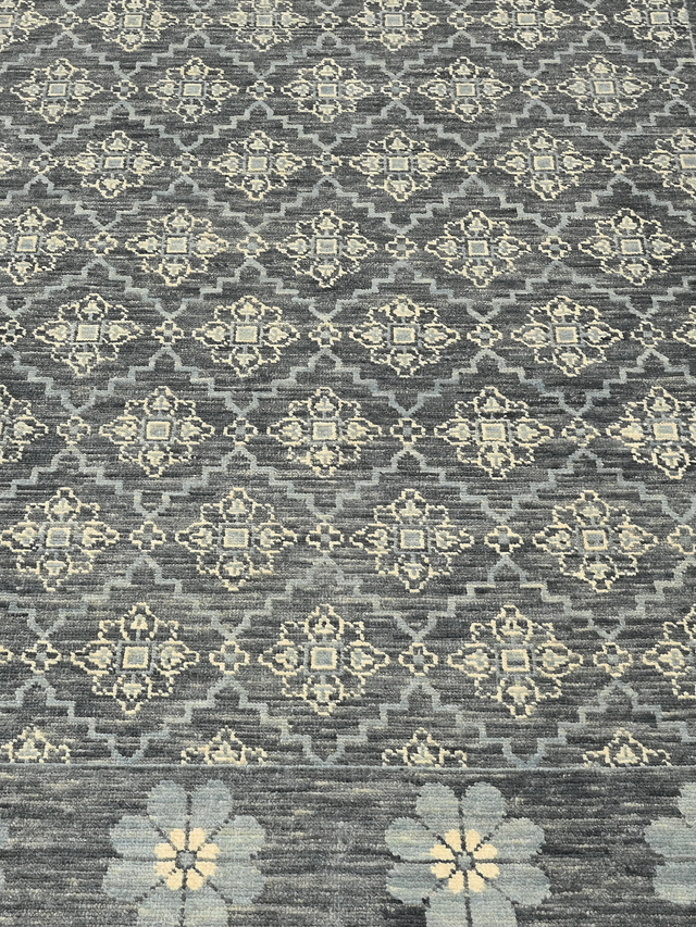 Oriana Hand-knotted Wool Rug