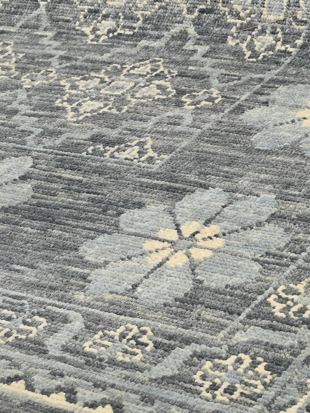 Oriana Hand-knotted Wool Rug