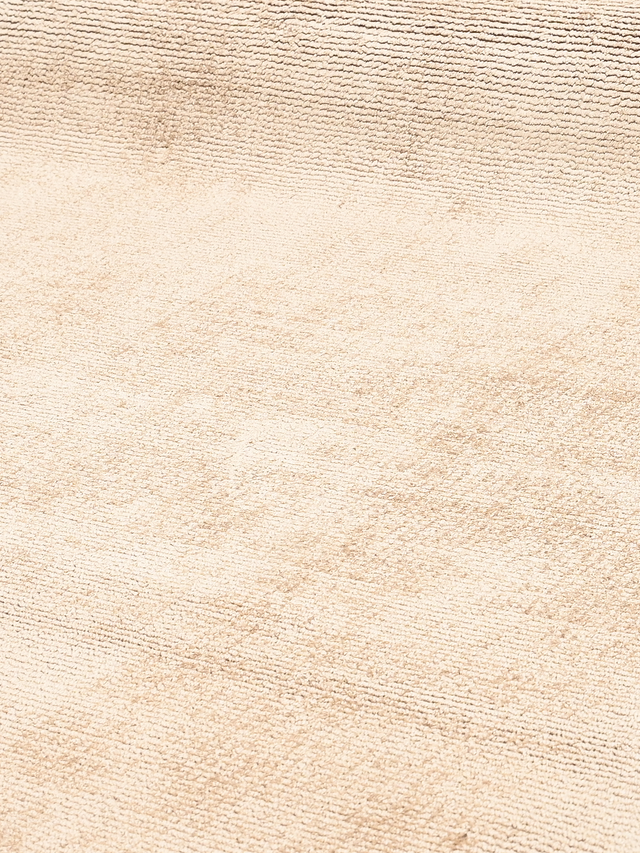 Nayra Hand-woven Scalloped Rug