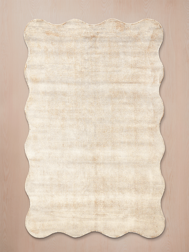 Nayra Hand-woven Scalloped Rug