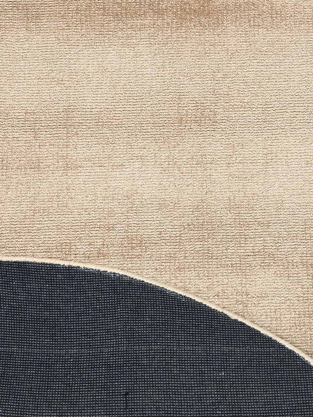 Aaruni Hand-woven Oval Rug