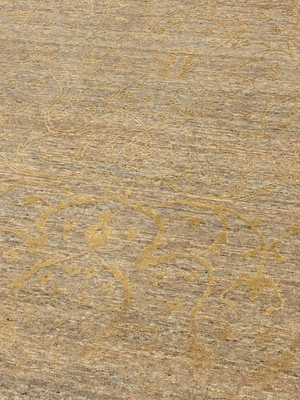 Lucid Hand-knotted Wool & Silk Persian Rug - Beige