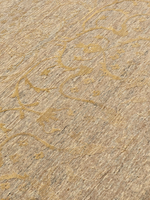 Lucid Hand-knotted Wool & Silk Persian Rug - Beige