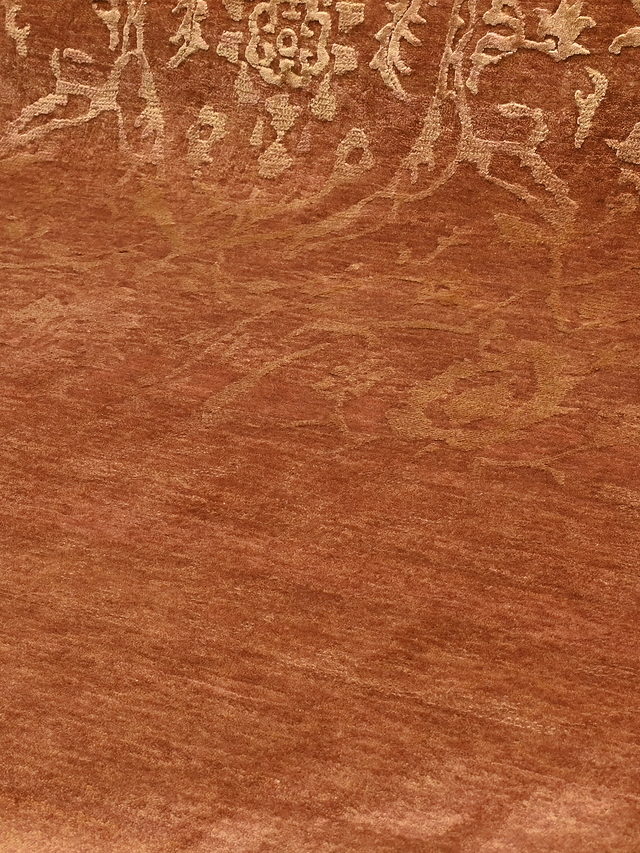 Rustic Aura Hand-knotted Wool & Silk Rug