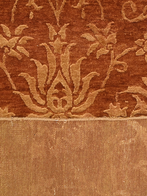 Rustic Aura Hand-knotted Wool & Silk Persian Rug - Rust