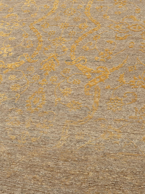 Aprezo Hand-knotted Wool & Silk Persian Rug - Beige