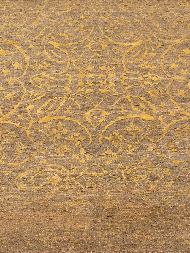 Gulnar Hand-knotted Wool & Silk Rug