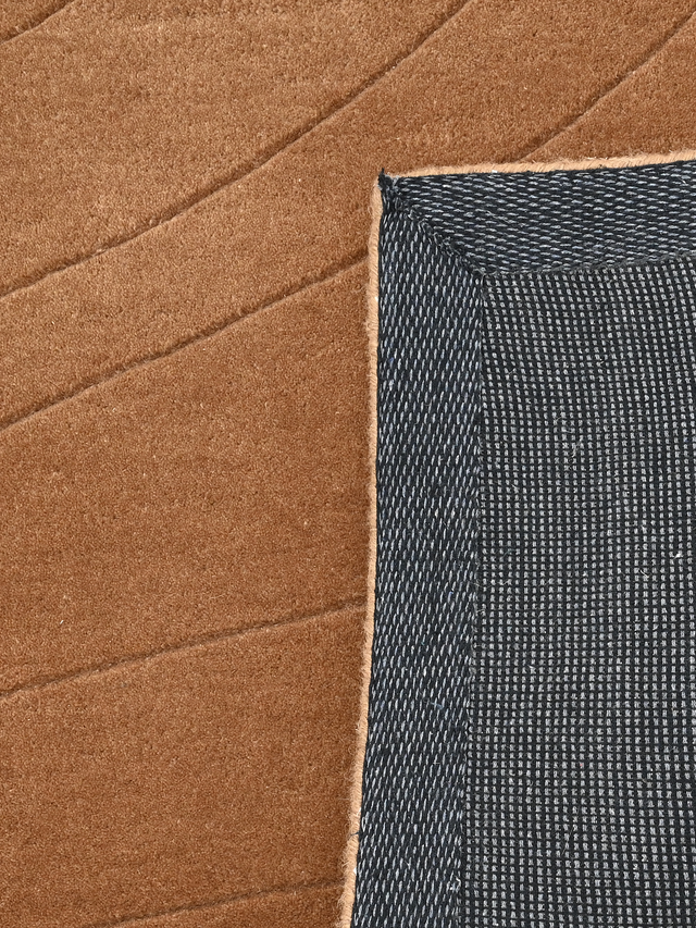 Hina Hand-tufted Wool Rug