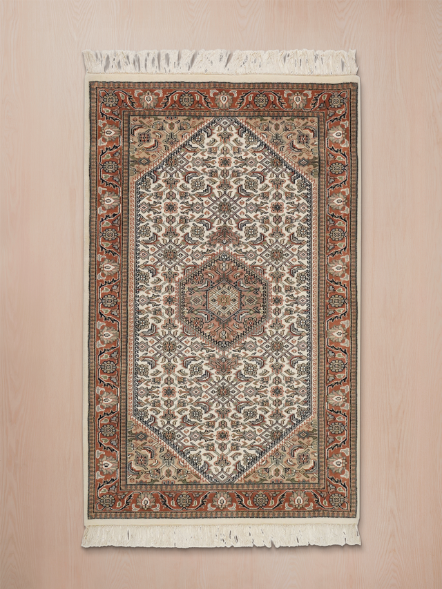 Monique Hand-knotted Wool Rug