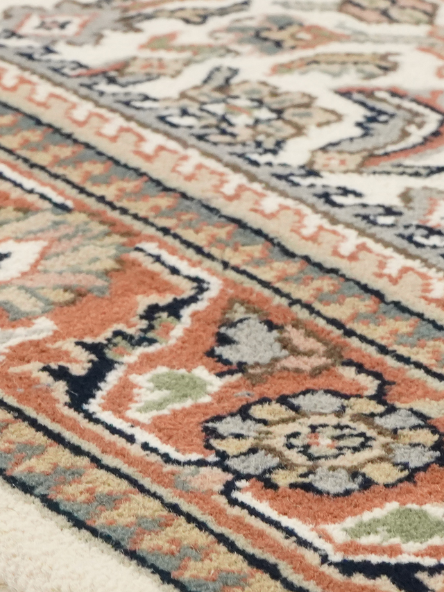 Monique Hand-knotted Wool Rug