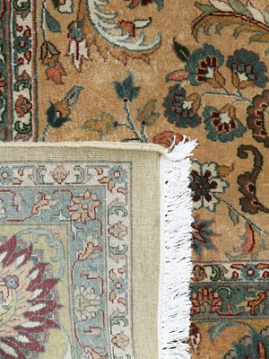 Ivaylo Hand-knotted Wool Persian Rug - Cream