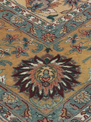 Ivaylo Hand-knotted Wool Persian Rug - Cream