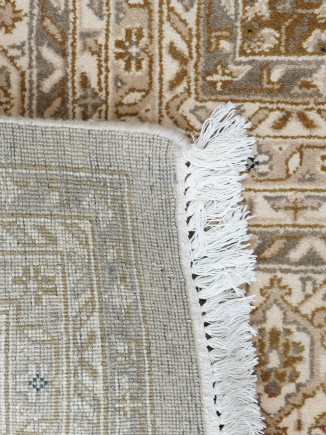 Claire Hand-knotted Wool Rug