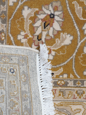 Lisha Hand-knotted Wool Persian Rug - Beige