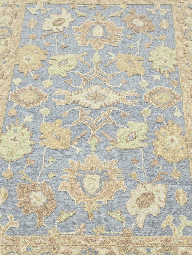 Nahid Hand-tufted Wool Rug