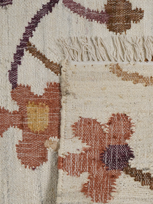 Casey Hand-woven Jute Floral Rug - Ivory