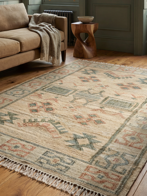 June Hand-woven Jute Geometric Rug - Natural