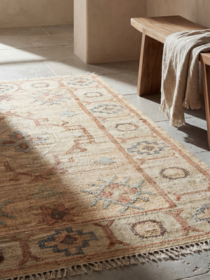 Preksha Hand-woven Jute Geometric Rug - Natural