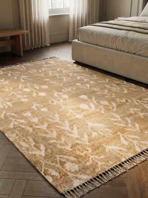 Olive Bliss Hand-woven Jute Floral Rug - Ivory