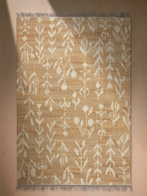 Olive Bliss Hand-woven Jute Floral Rug - Ivory