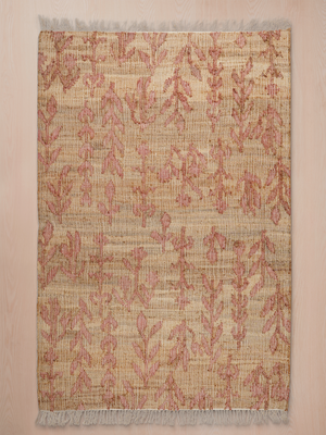 Olive Bliss Hand-woven Jute Floral Rug - Pink