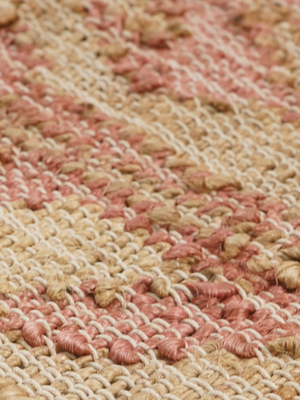 Olive Bliss Hand-woven Jute Floral Rug - Pink