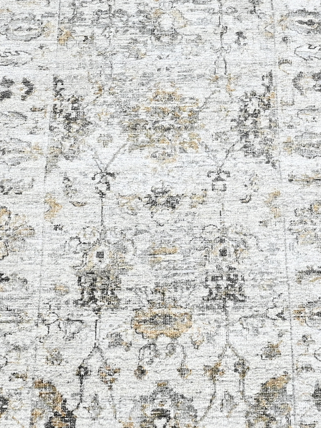 Nuvara Wool-Viscose Handloom Rug