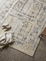 Vaari Wool & Bamboo Silk Hand-Knotted Rug
