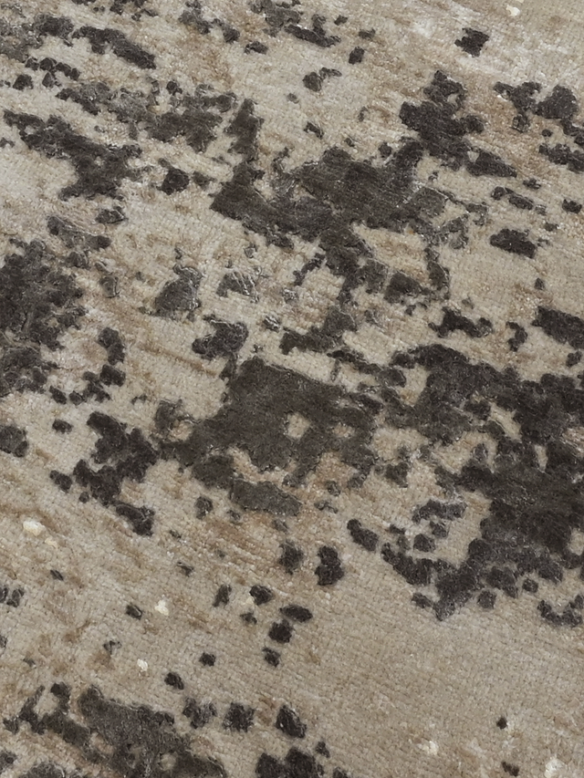 Torven Hand-Knotted Wool & Bamboo Silk Rug - Brown