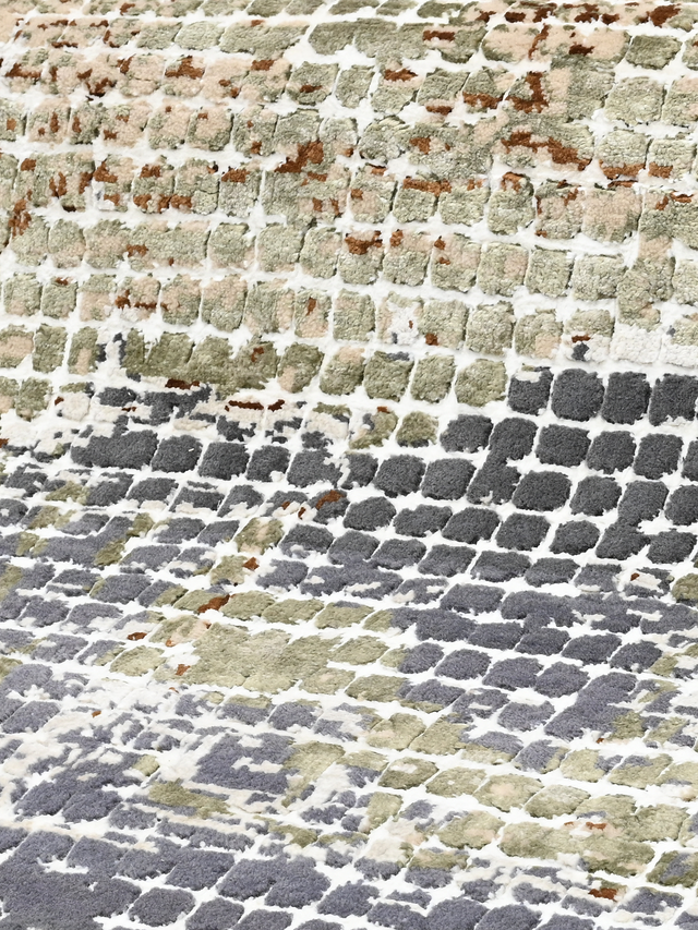 Mirelith Hand-Knotted Wool & Bamboo Silk Rug - Beige