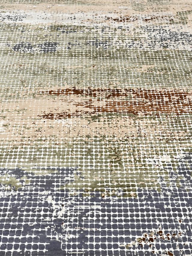 Mirelith Hand-Knotted Wool & Bamboo Silk Rug - Beige