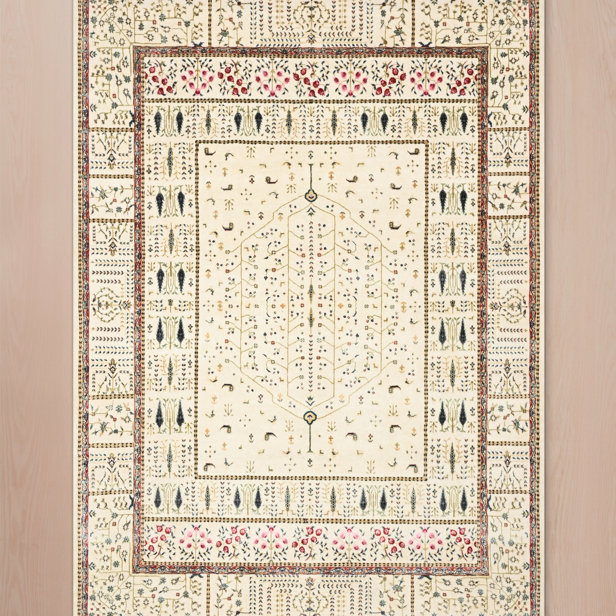 Tarev Hand-Knotted Wool & Bamboo Silk Rug - Off White – FABLEROOM