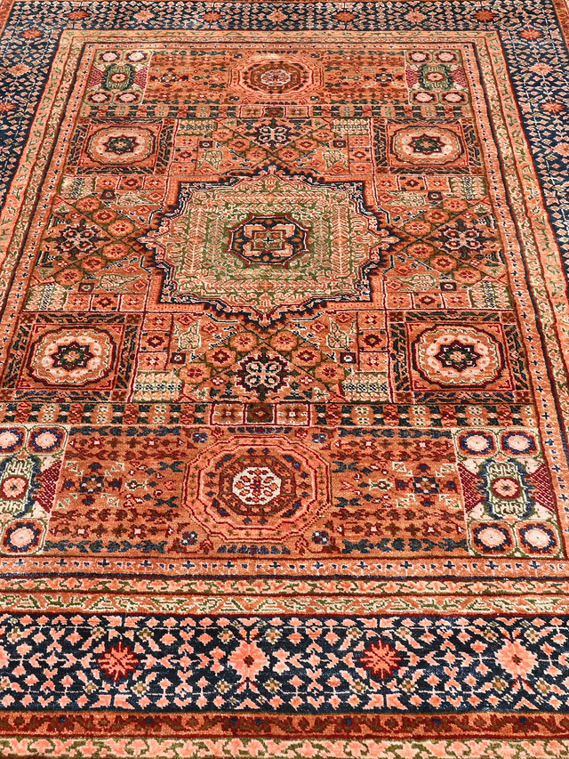 Valira Hand-Knotted Wool & Bamboo Silk Rug - Rust