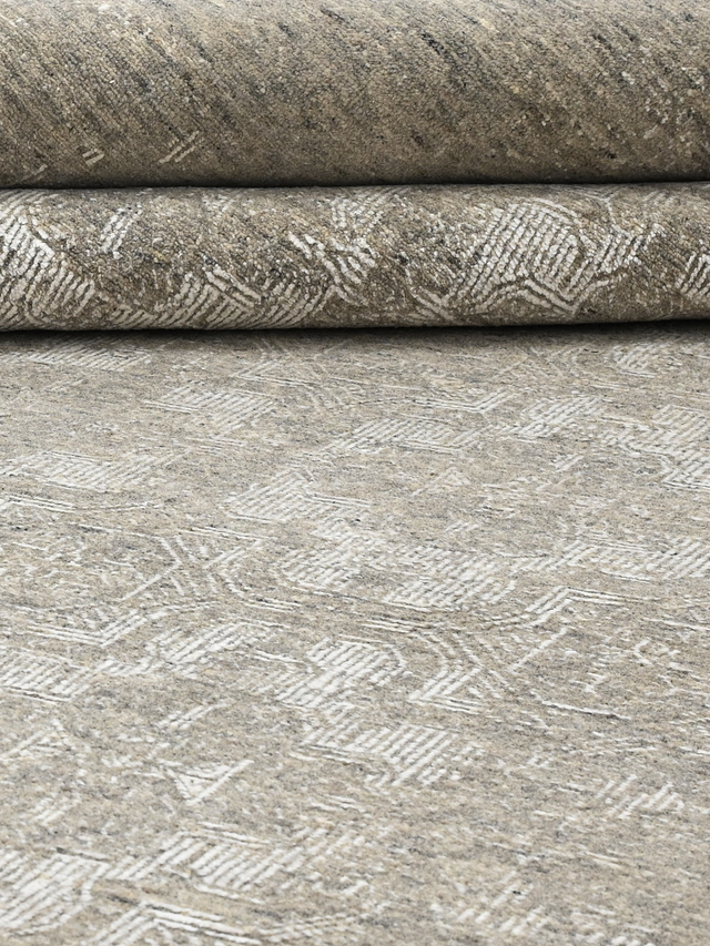 Kavi Wool & Bamboo Silk Hand-Knotted Rug - Khaki