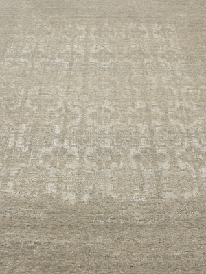 Kavi Wool & Bamboo Silk Hand-Knotted Rug - Khaki
